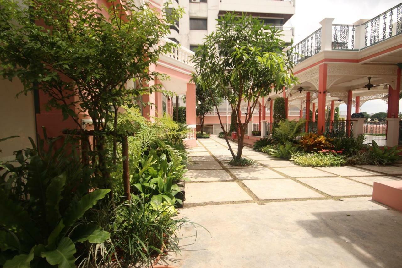 Hotel Hiranyakul House Bangkok Exteriér fotografie